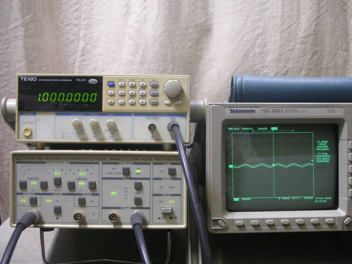 Stanford Research SR560 Low Noise Preamplifier [e1237339760]