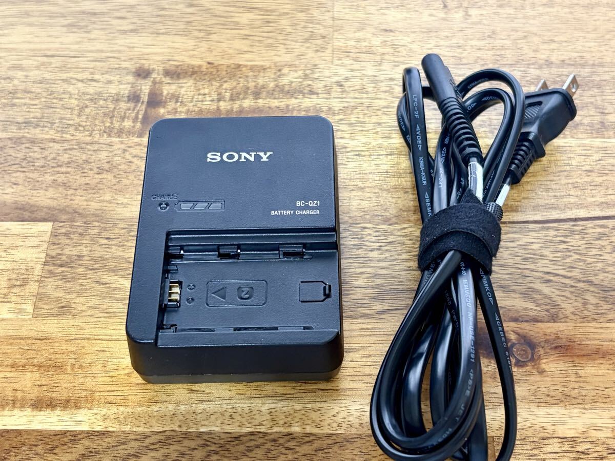 Sony FX3 ILME-FX3 Cinema Line Camera Body [x1237563474]