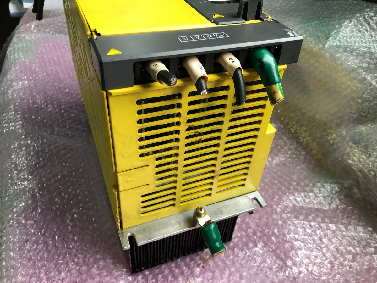 FANUC A06B-6111-H030 Servo Amplifier with OKK HP400 Machining Center (untested) [f1237888227]