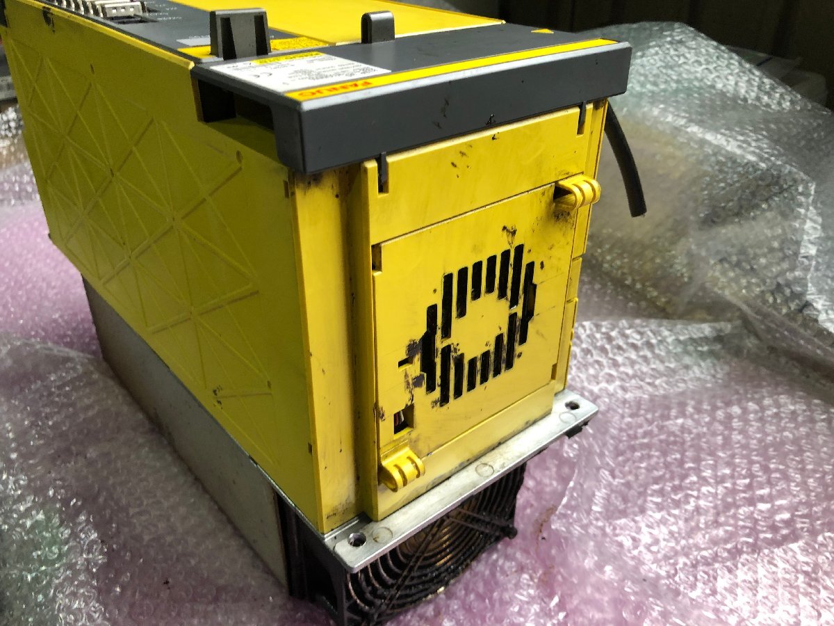 FANUC A06B-6111-H030 Servo Amplifier with OKK HP400 Machining Center (untested) [f1237888227]