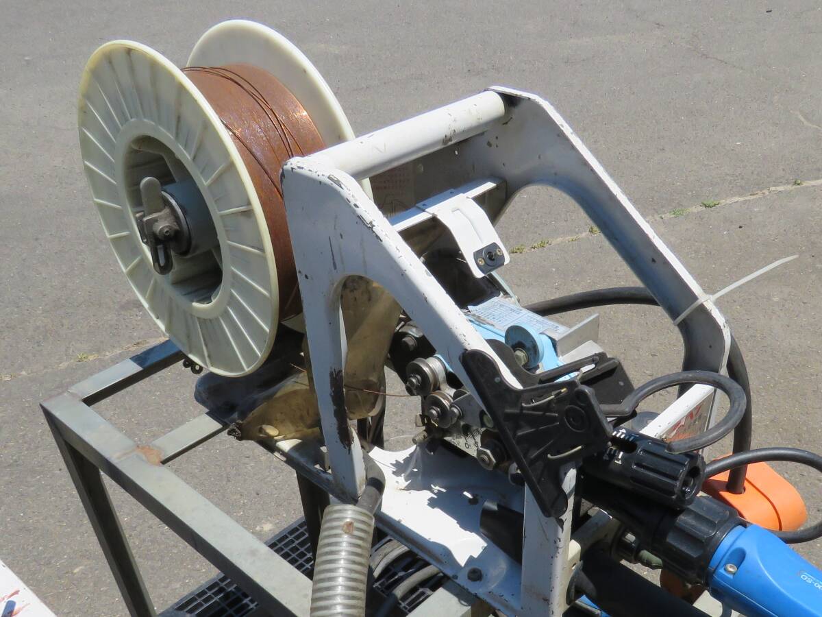 Daihen CPXS-200 Welding Machine with Wire Feed Unit CM-231 (for parts or not working) [k1238221992]