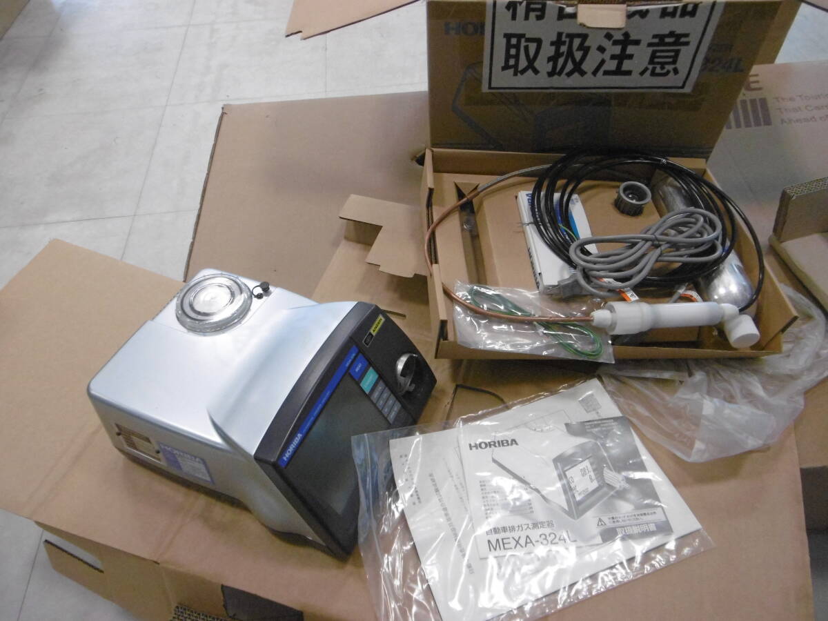 Horiba MEXA-324L Automotive Exhaust Gas Analyzer CO/HC [f1239242401]