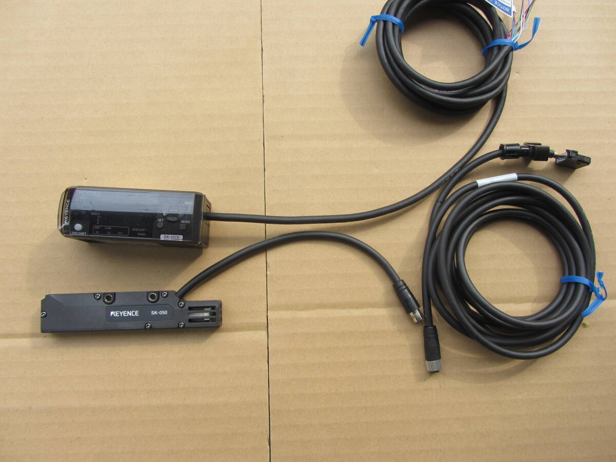 Keyence SK-1000 SK-050 OP-87056 Electrostatic Measurement System 2m Cable [v1239264317]