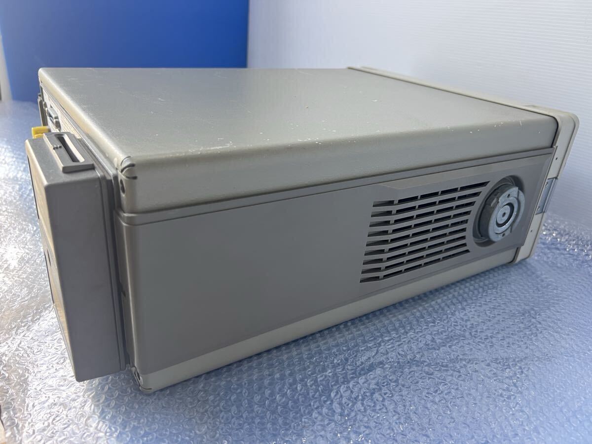 HP 8563E Spectrum Analyzer [n1239268803]
