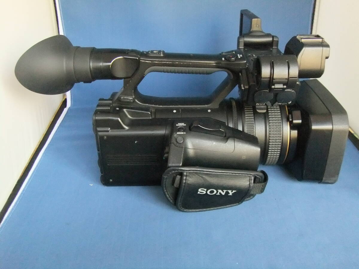 SONY HXR-NX3 Professional Video Camera [f1239327003]