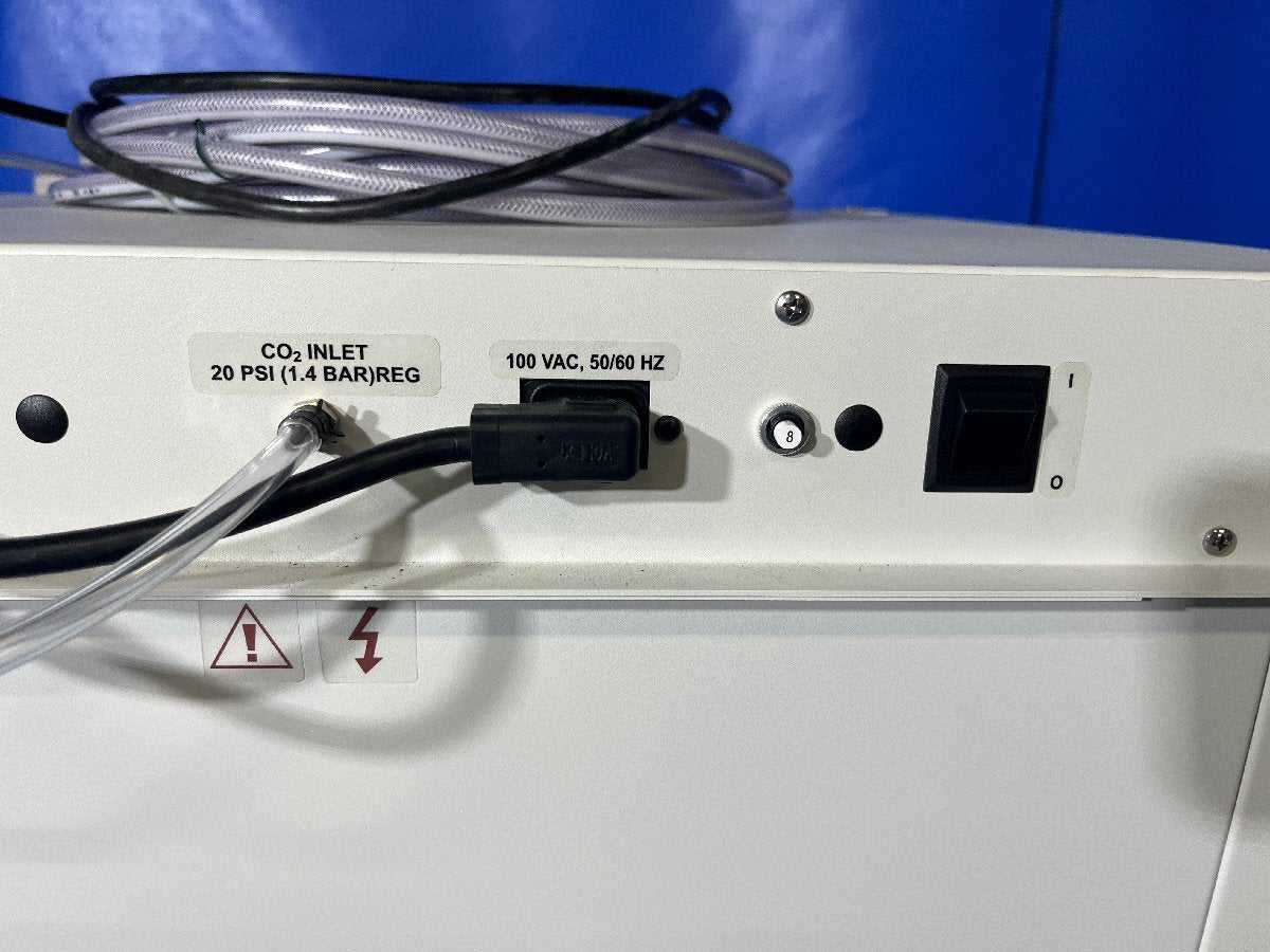Yamato NU-5800D CO2 Incubator [c1240118004]