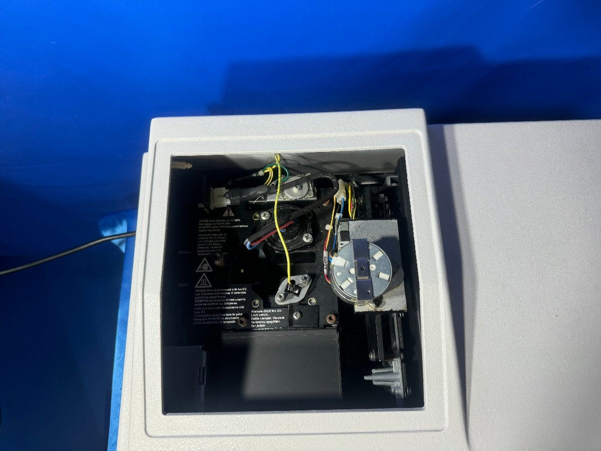 Varian CARY100 SCAN UV-Vis Spectrophotometer [n1240110168]