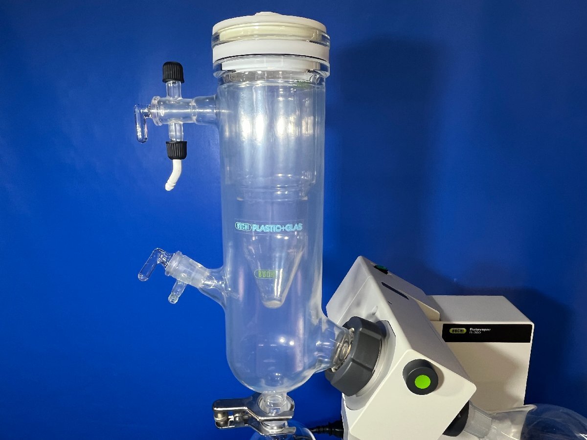 Buchi R-300 Rotary Evaporator with B-300 Heating Bath [f1240112151]