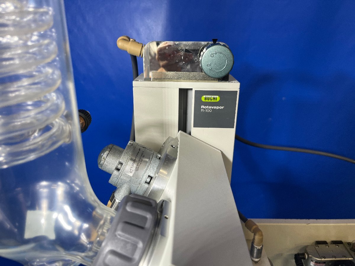 BUCHI R-100 Rotary Evaporator [u1240121253]