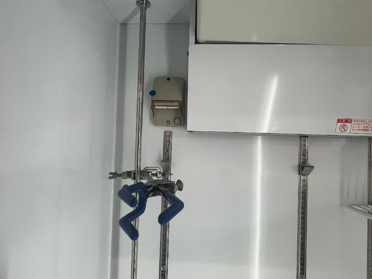Nihon Freezer MC-20EF3 Chromatography Chamber [u1240120254]