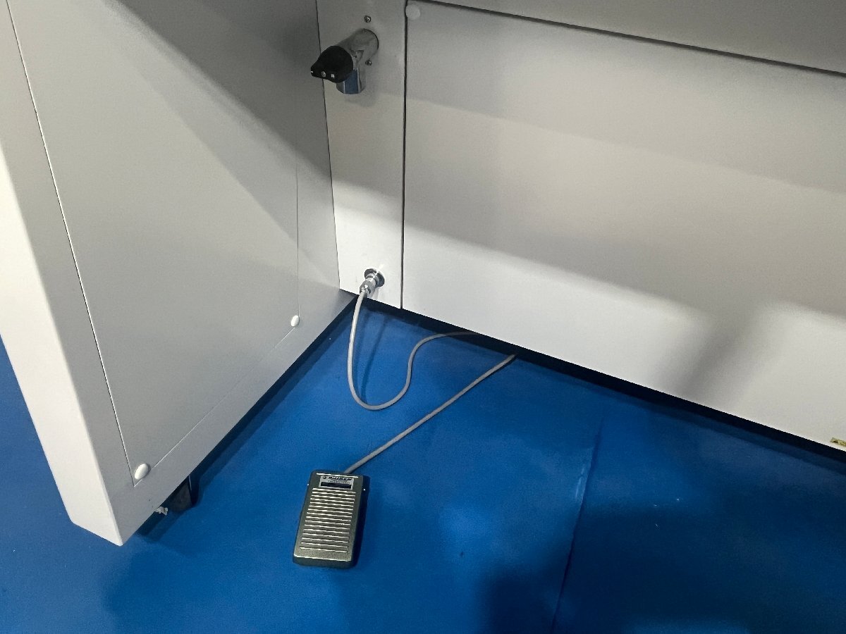 Airtech VG-1604L Clean Bench [u1240113939]