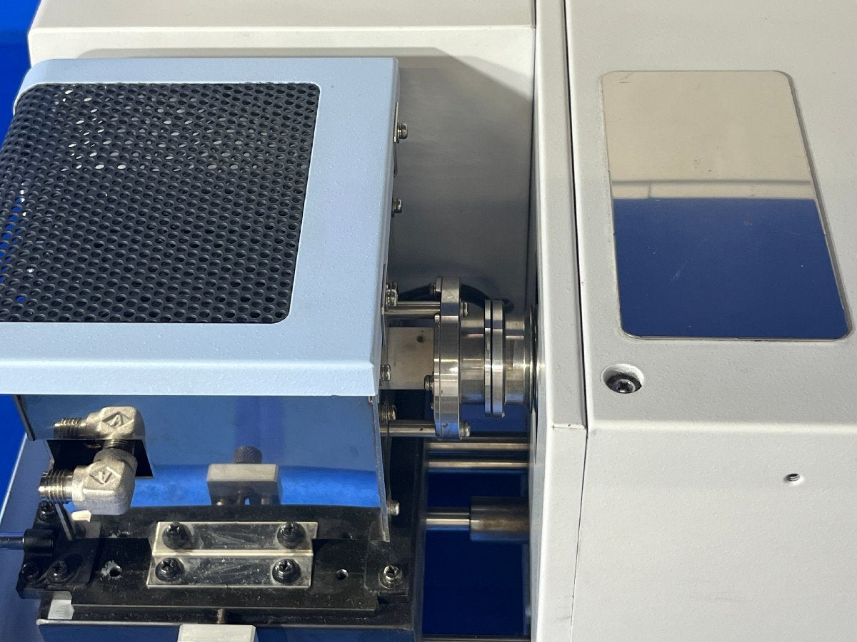 SII TG/DTA6200 Simultaneous Thermogravimetric Differential Thermal Analyzer [v1240115777]