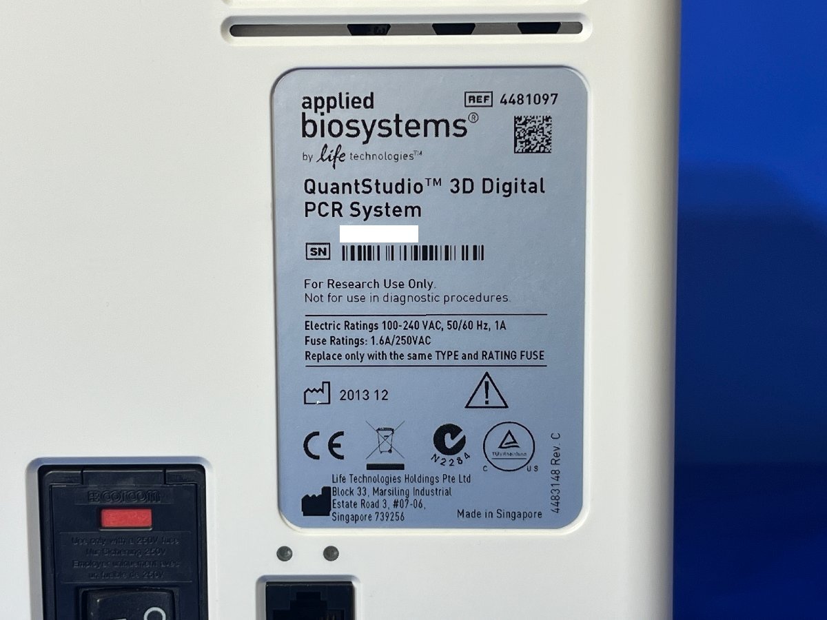 Thermo Fisher Scientific QuantStudio 3D QS3D-02 Digital PCR System with Chip Loader [e1240112996]