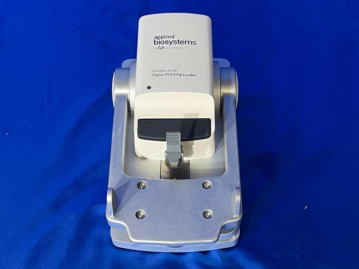 Thermo Fisher Scientific QuantStudio 3D QS3D-02 Digital PCR System with Chip Loader [e1240112996]