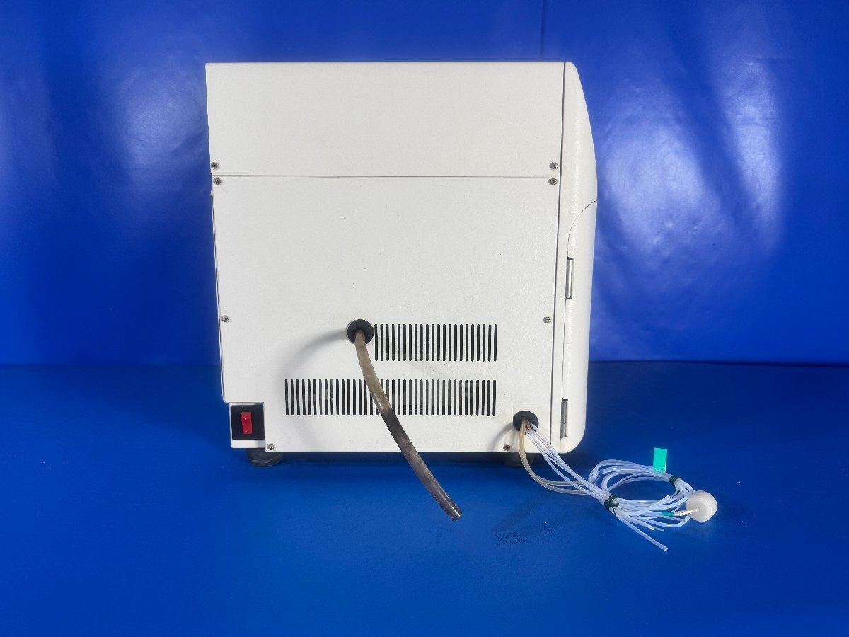 Tosoh IC-2001 Ion Chromatograph [b1240108707]