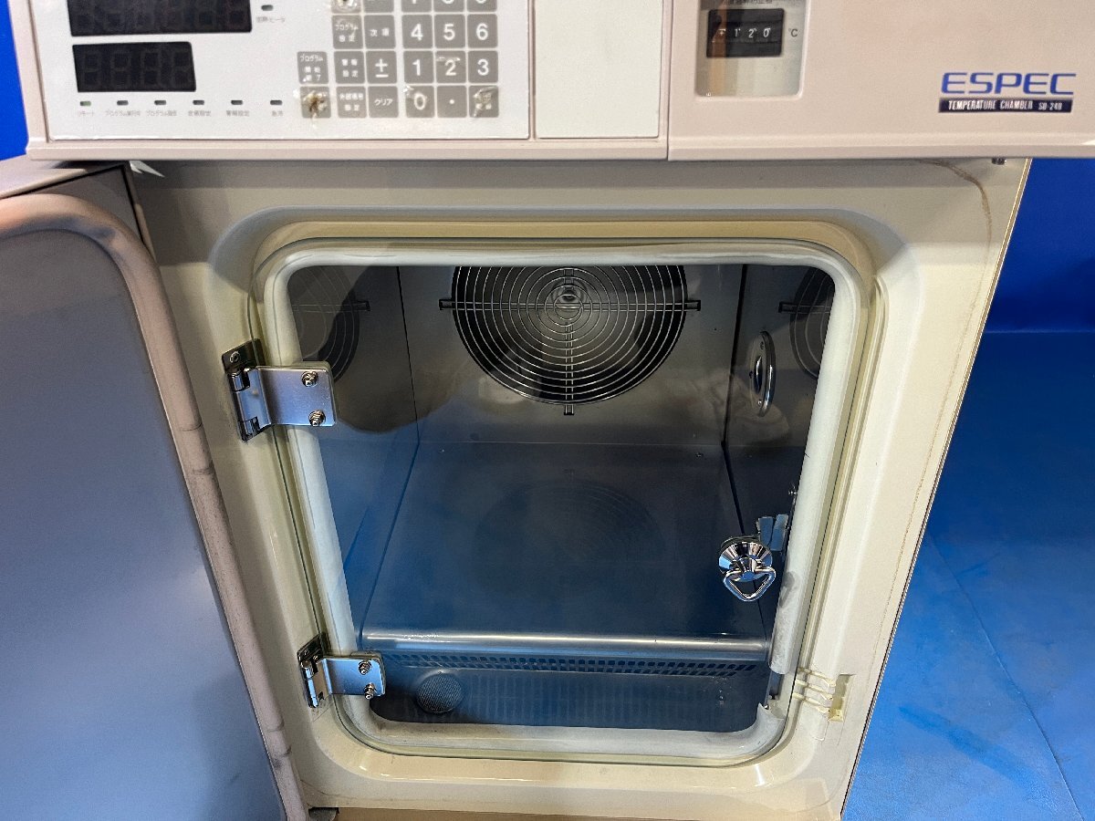 ESPEC SU-240S3 Compact Environmental Test Chamber [p1240117707]