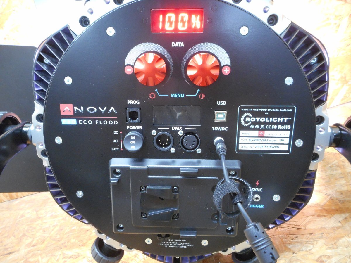 Rotolight ANOVA PRO LED Light with Flight Case Set DMX Compatible (as-is) [o1239819124]