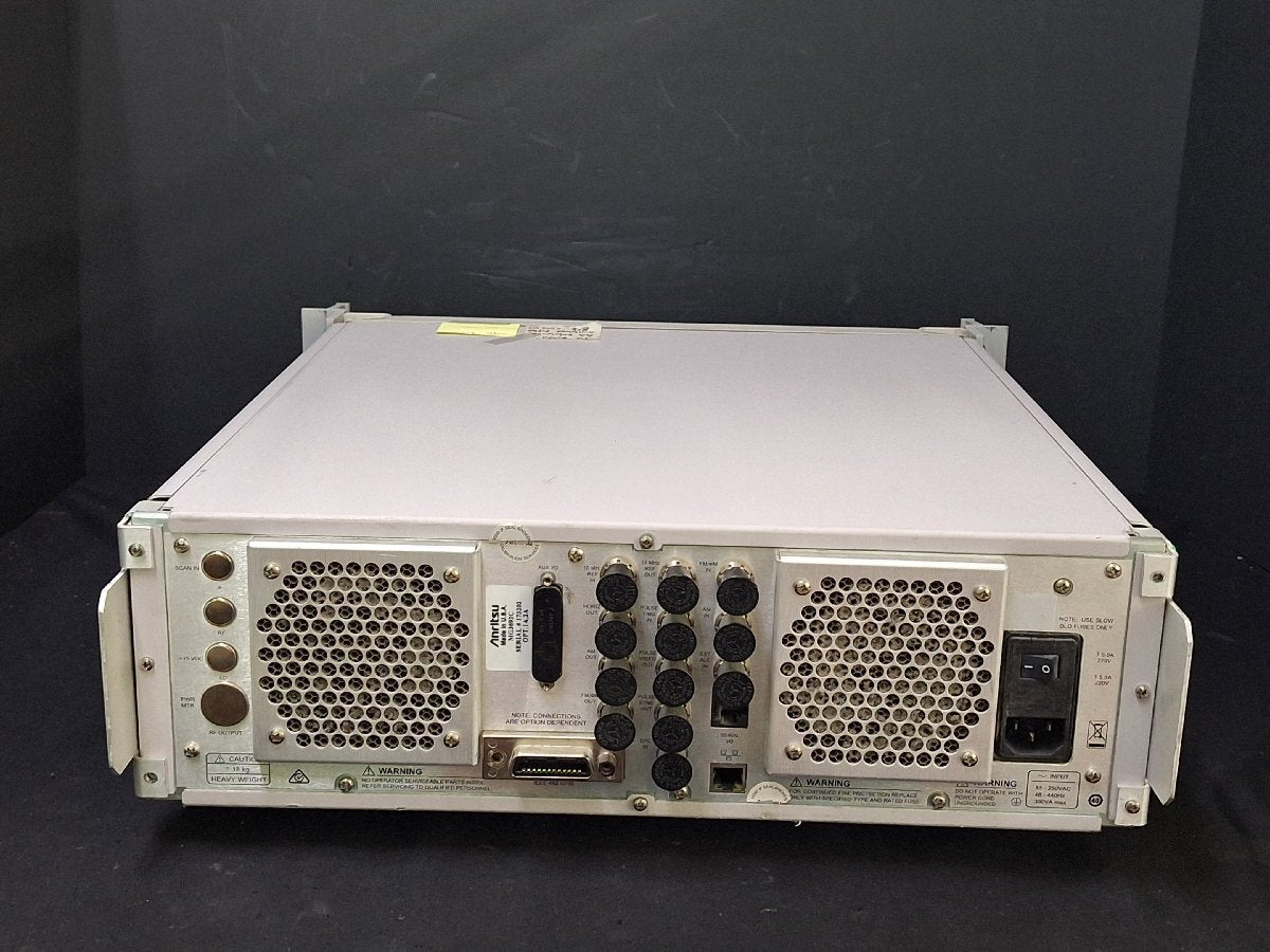 Anritsu MG3692C RF Microwave Signal Generator 20GHz (for parts or not working) [n1239844562]
