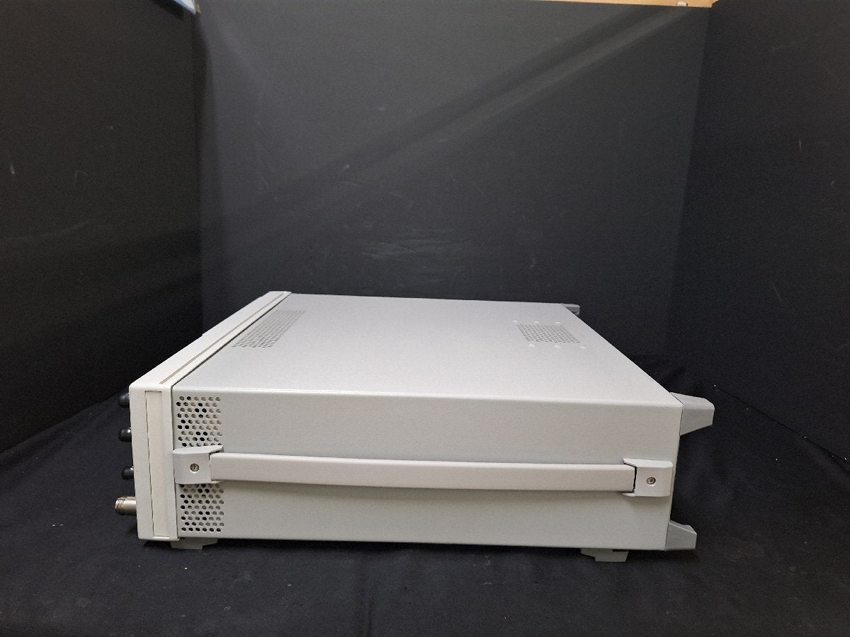 Agilent E4438C ESG Vector Signal Generator 250kHz-6GHz [u1239871966]