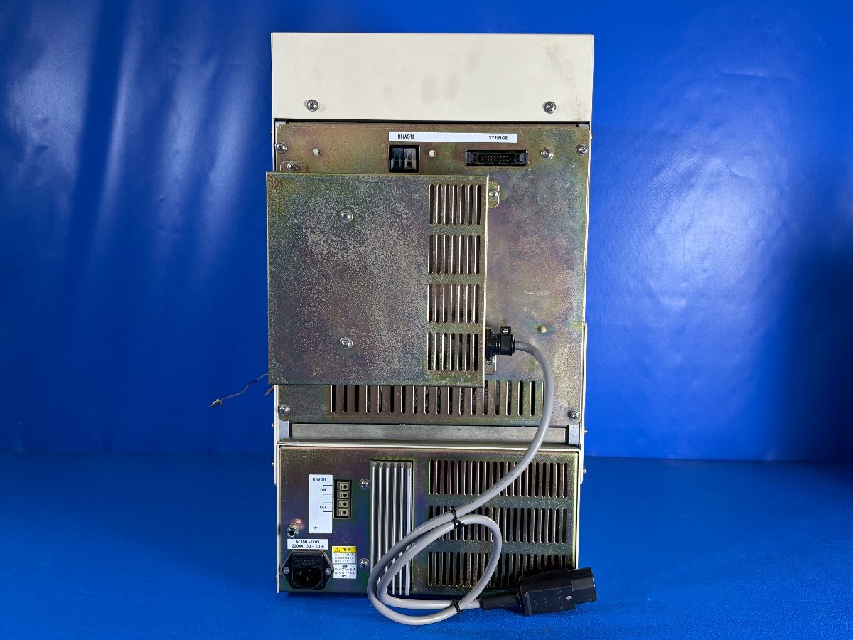 Shimadzu SIL10AXL Liquid Chromatograph Autosampler with Sample Cooler [b1240117307]