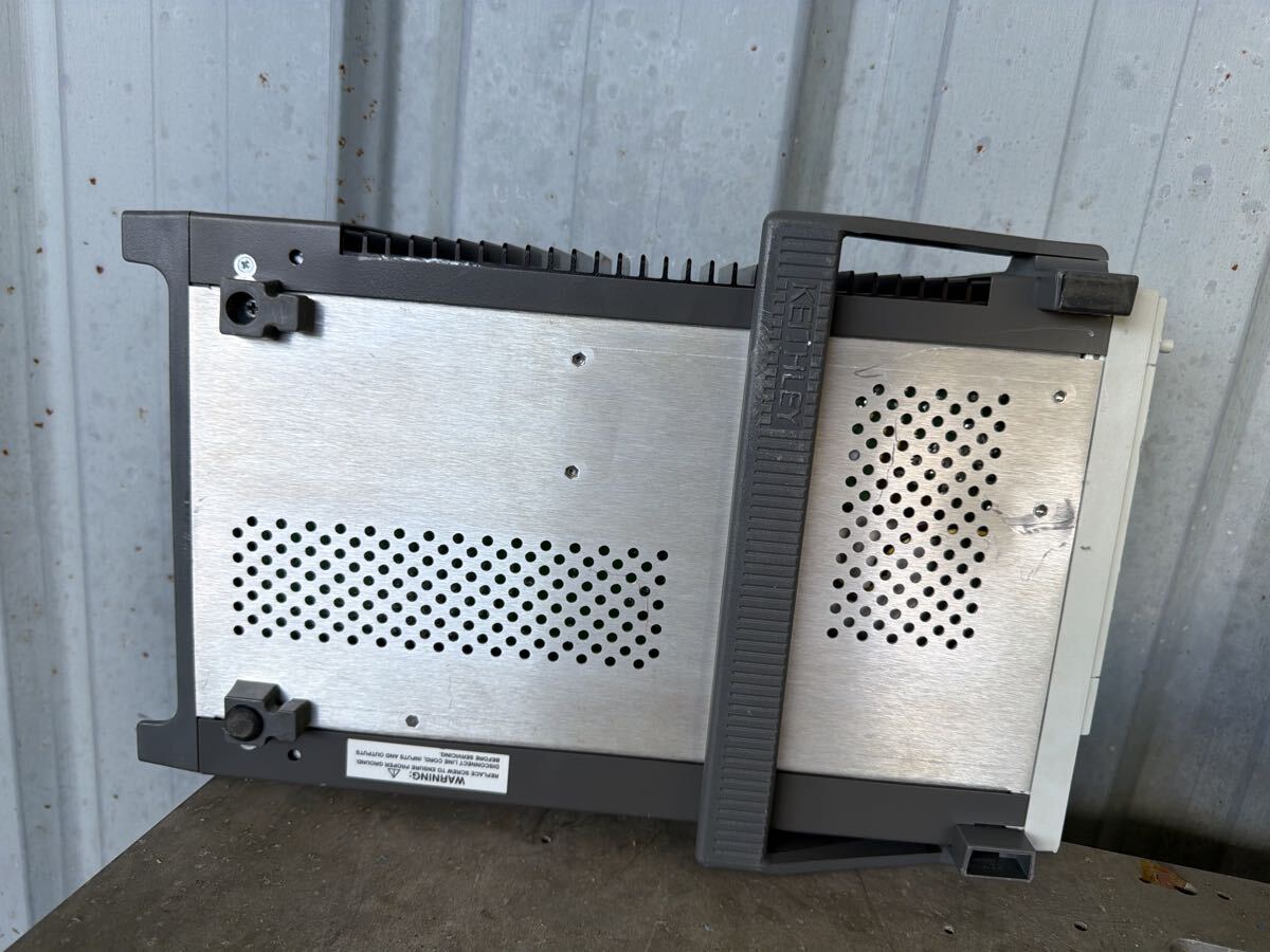 Keithley 2401 SourceMeter (as-is) [m1240089226]