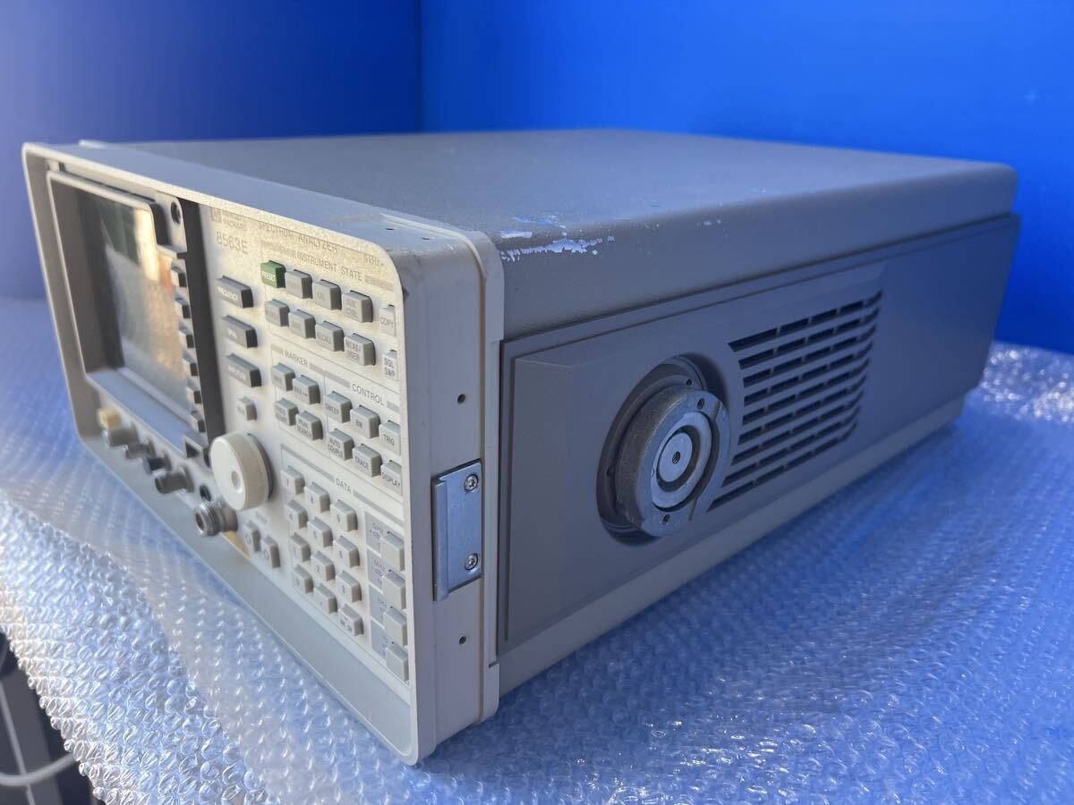 HP 8563E Spectrum Analyzer 9kHz-26.5GHz [f1240086713]