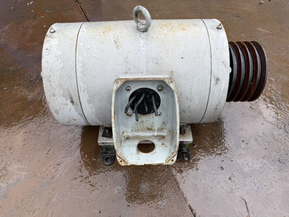 Mitsubishi Electric SB-E 200L Three-Phase Induction Motor 30kW 6P [v1240534444]