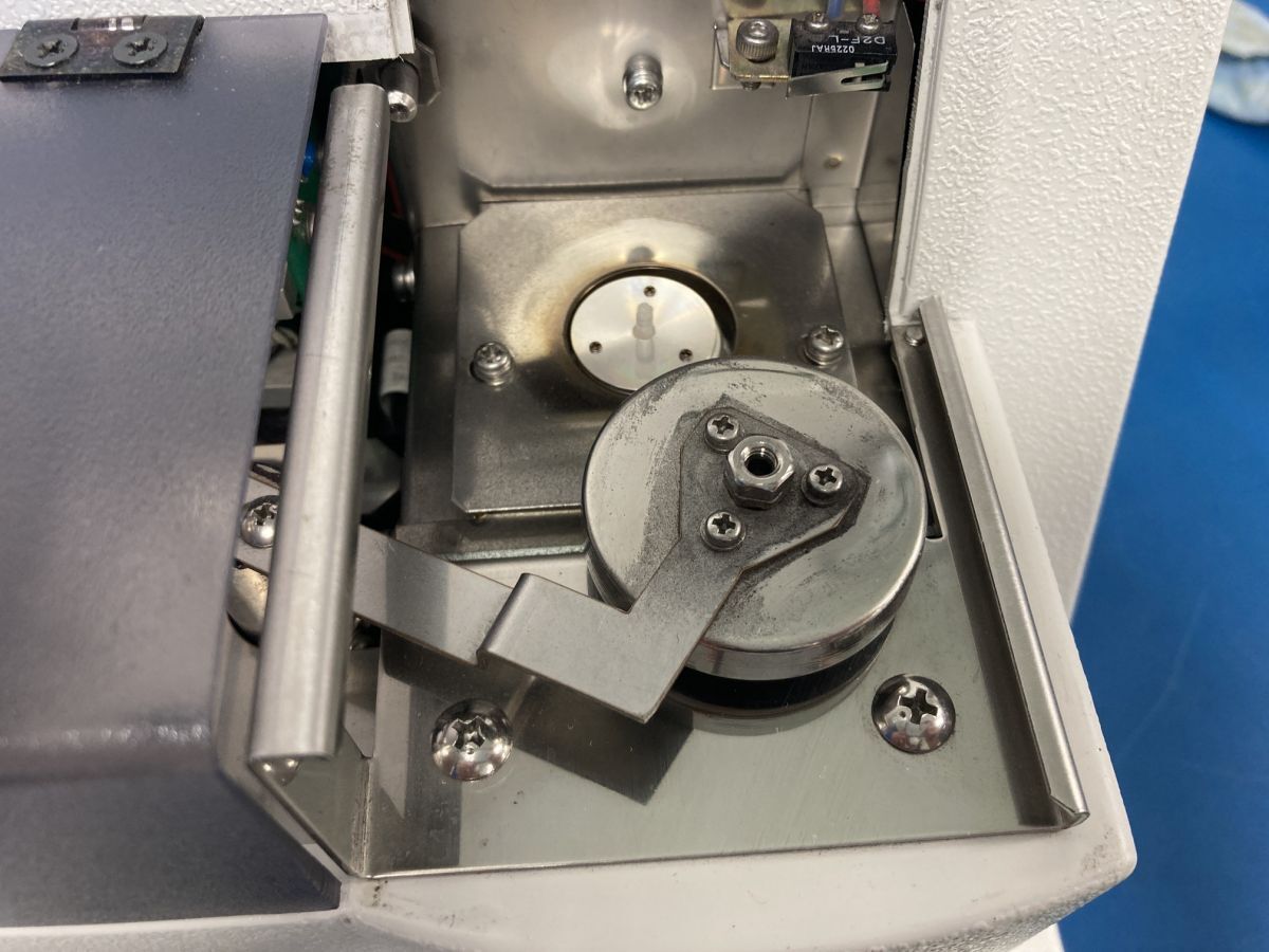 Shimadzu DSC-60A Differential Scanning Calorimeter with Autosampler [c1240616307]