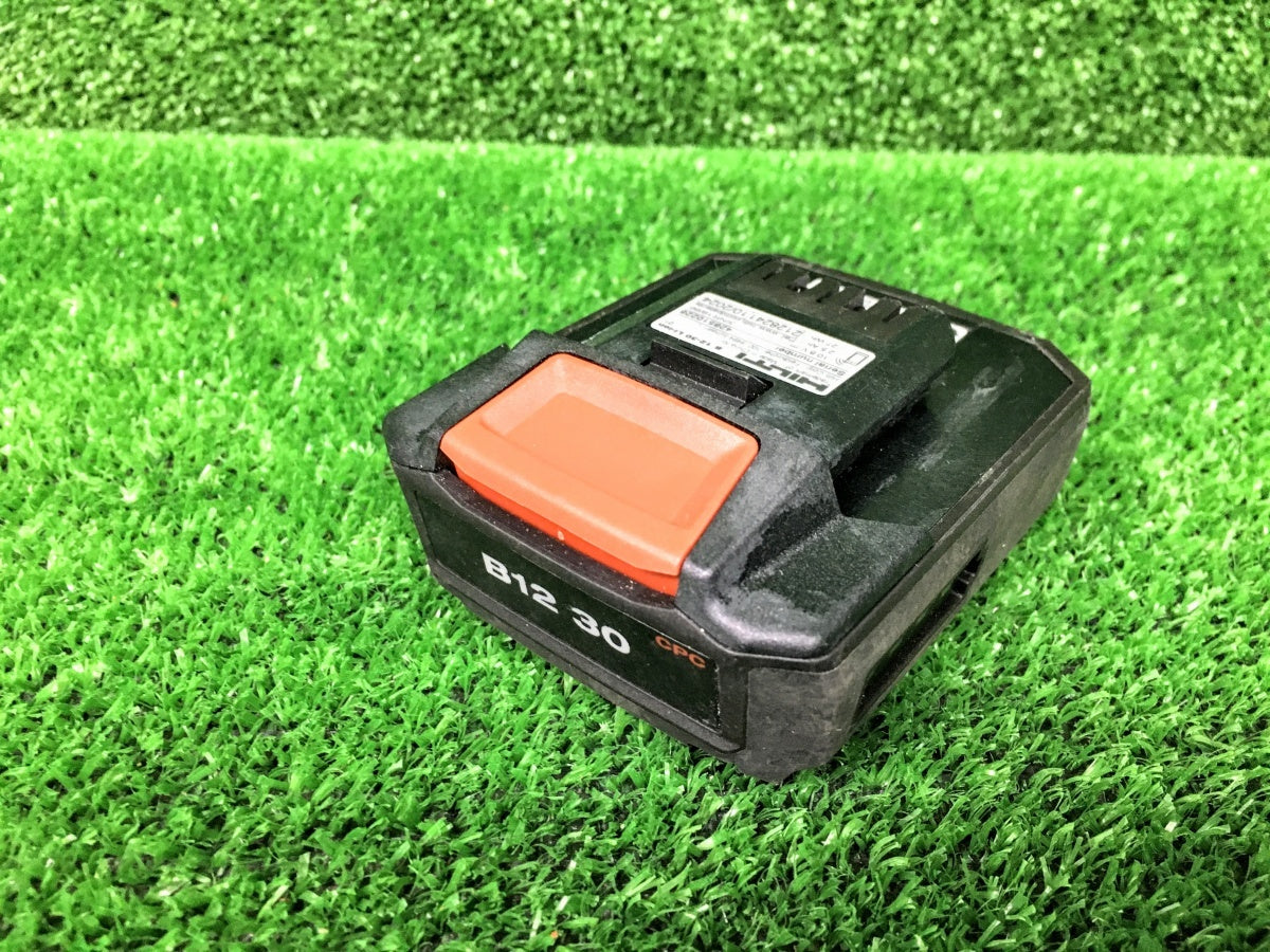 HILTI PR2-HS Rotating Laser with PRA20 Receiver, Battery, Charger, and Case Set [p1240923353]