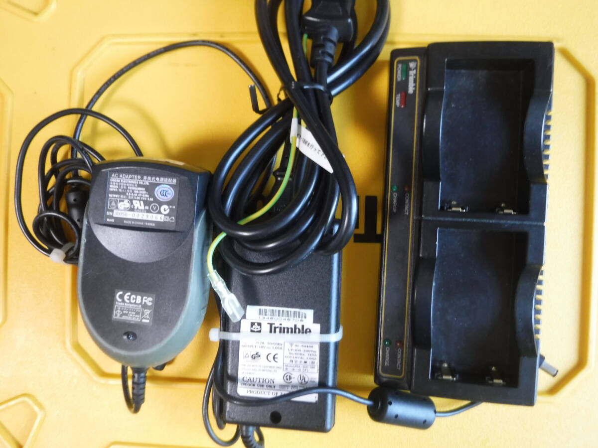 Trimble R4-2 R6-2 GNSS Receiver Set with NOMAD Controllers [w1241157782]