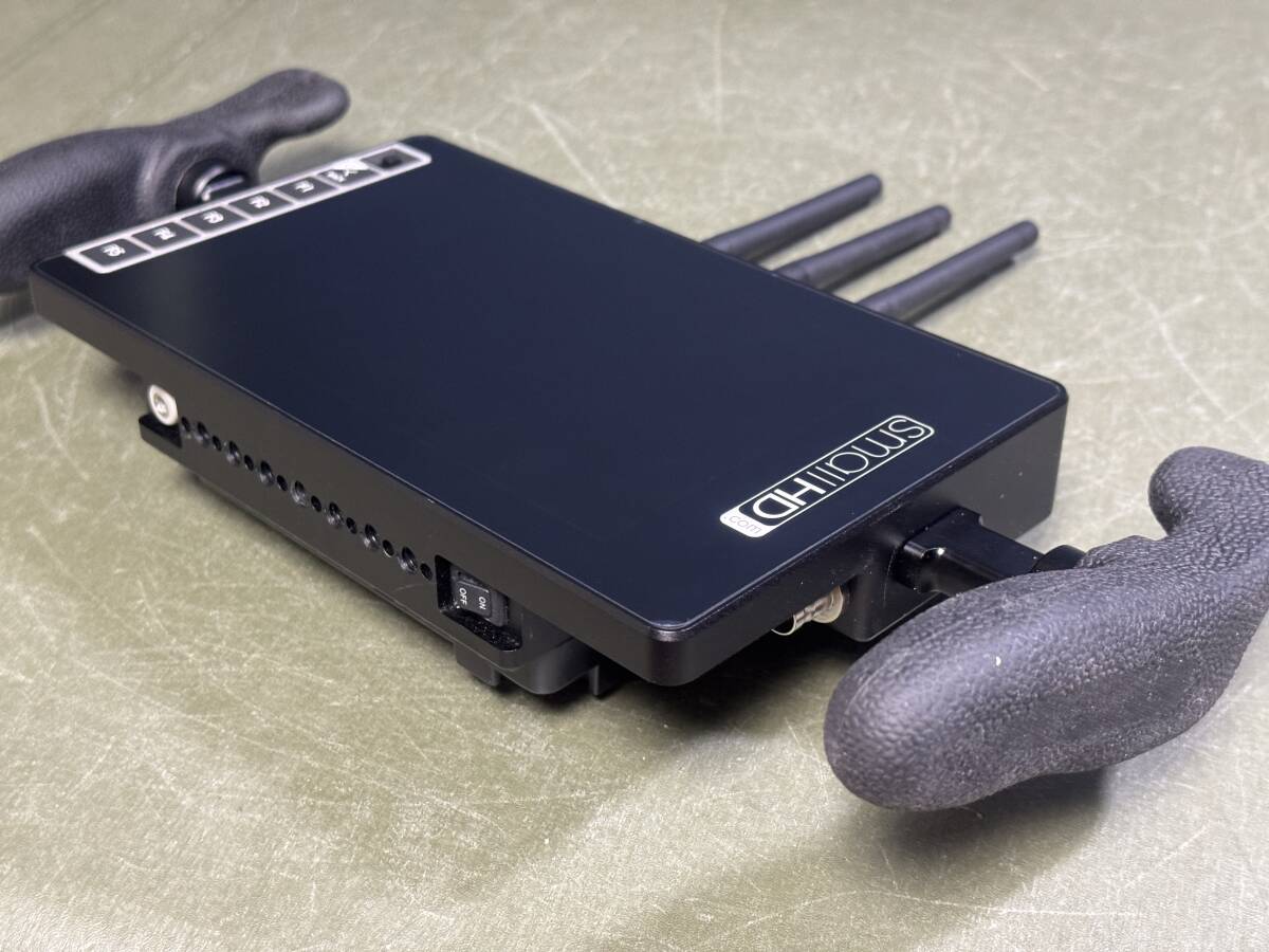 SmallHD 703 Bolt Directors Monitor Set with V-Mount and Case [k1241350145]