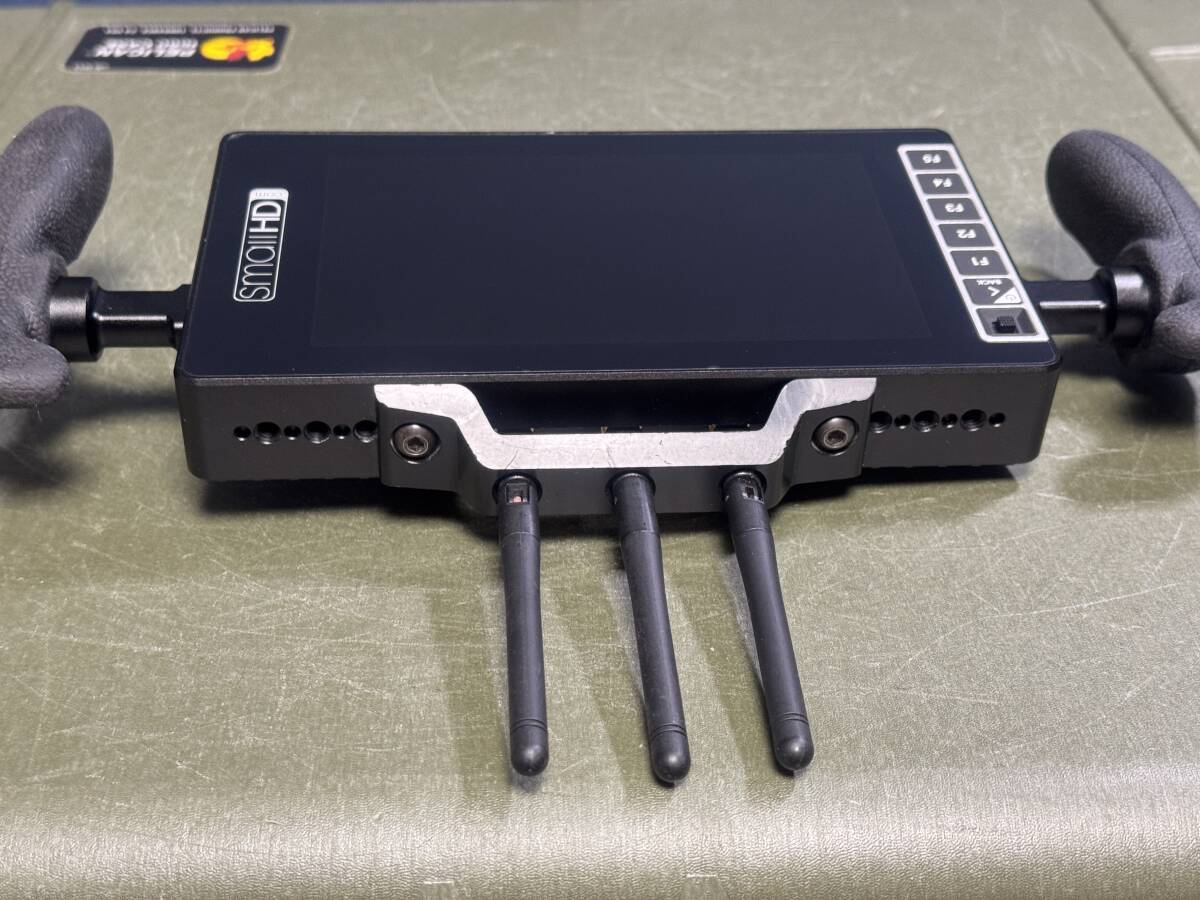 SmallHD 703 Bolt Directors Monitor Set with V-Mount and Case [k1241350145]