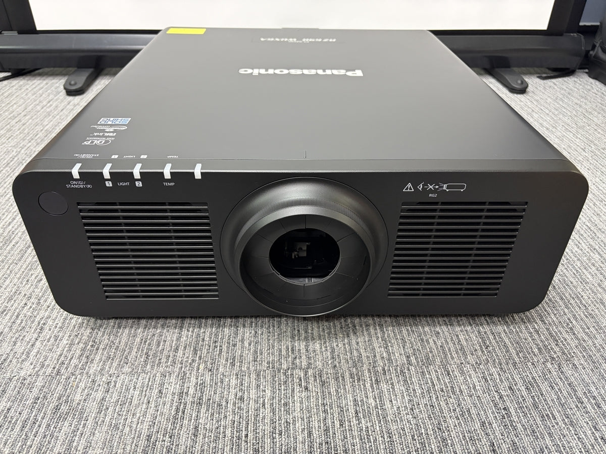 Panasonic PT-RZ690JLB Projector 6000lm 1DLP [w1241392038]