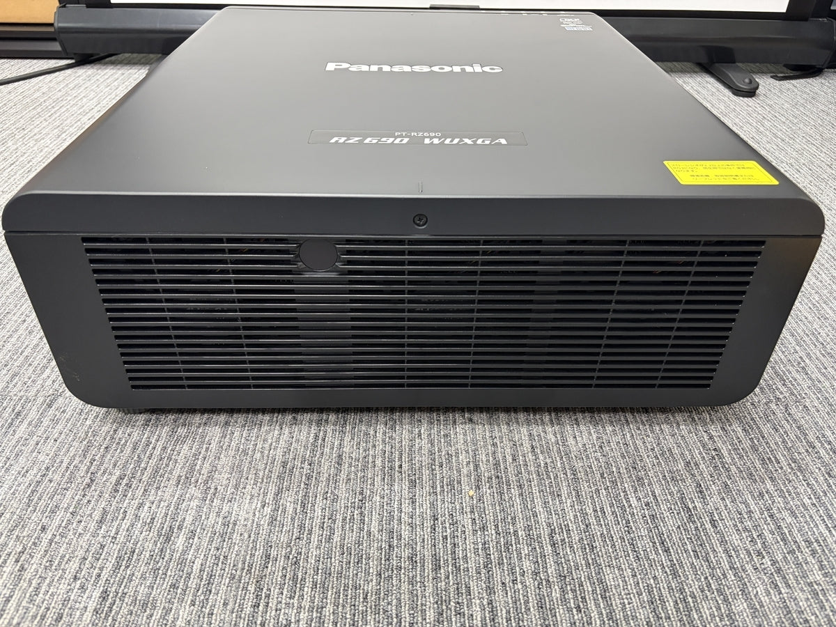 Panasonic PT-RZ690JLB Projector 6000lm 1DLP [w1241392038]