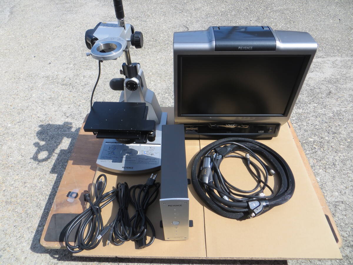 Keyence VHX-1000 Digital Microscope with VHX-S50 and VHX-S15C [p1241680525]