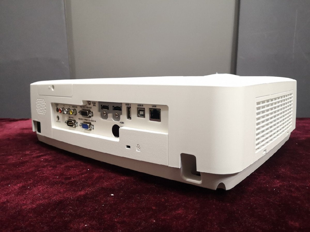EIKI EK-308U Business Projector 6000lm WUXGA [w1241681640]