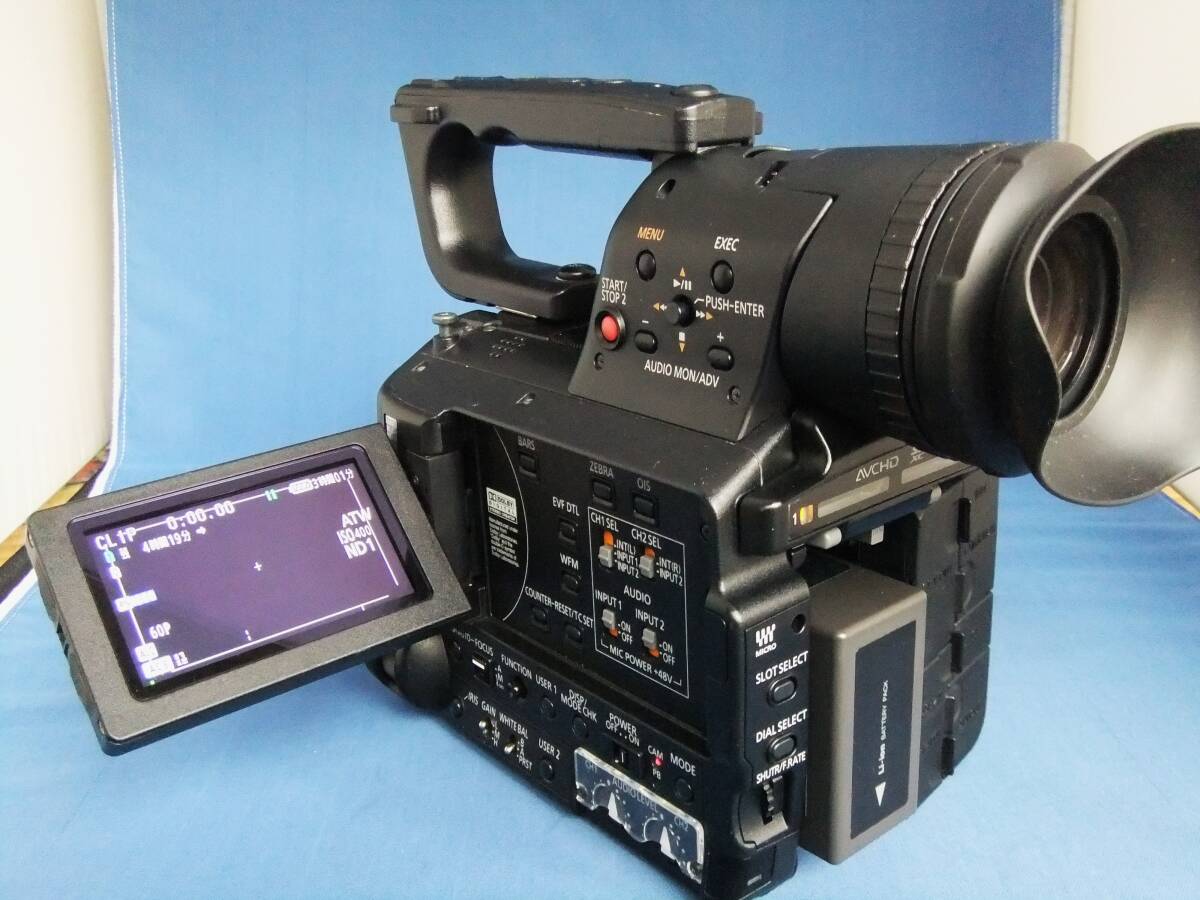 Panasonic AG-AF105 Camera with Charger and 3 Batteries [u1242092160]