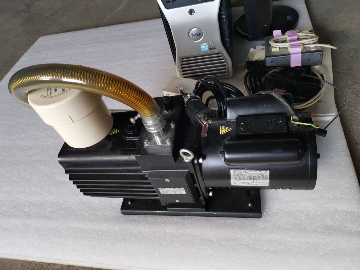 Keyence VE-9800 3D Microscope 100V with Controller and Pump [o1242165979]