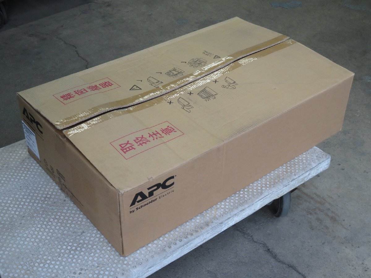 Schneider Electric SMT3000RMJ2U Rack Mount UPS [q1242252750]