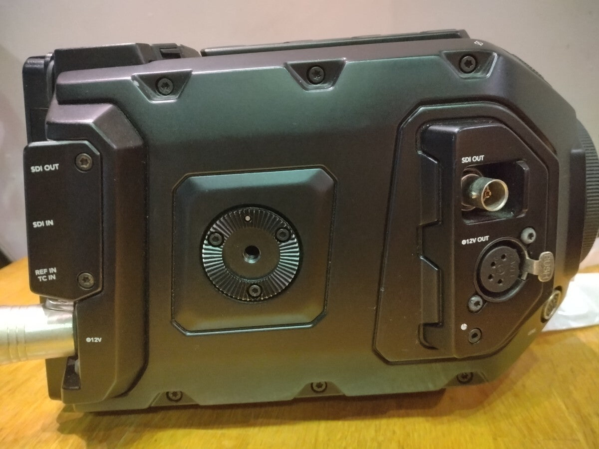 Blackmagic Design URSA Mini Pro 12K Cinema Camera [r1242403920]