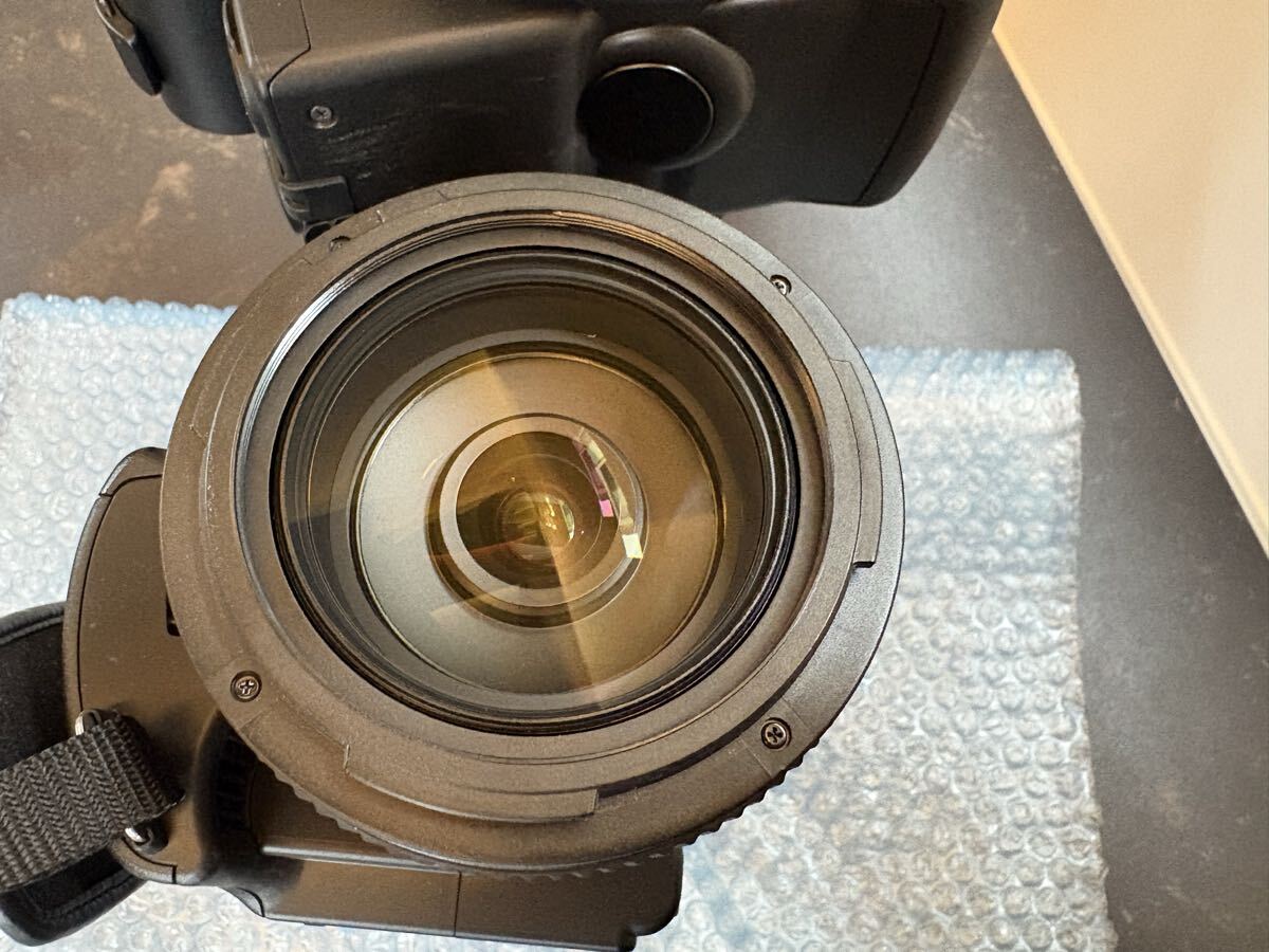 Sony HXR-NX5R Full HD Video Camera 2021 Model with Accessories [h1242799265]