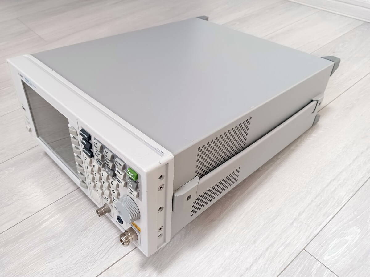 Agilent N9320B Spectrum Analyzer 9kHz-3GHz [g1242936893]