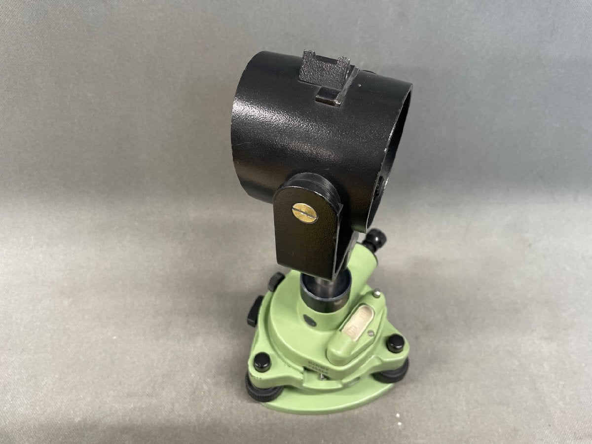 Leica GPR121 Prism Set with GZR103 Holder and GDF121 Base [m1243164768]