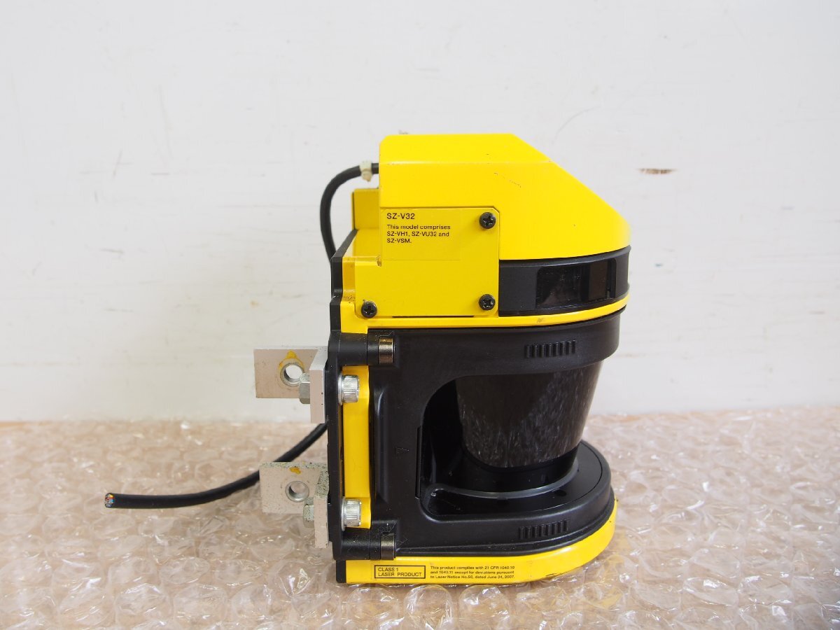 Keyence SZ-V32 Safety Laser Scanner SZ-V series (as-is) [j1243249474]