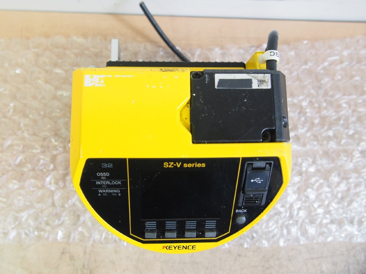 Keyence SZ-V32 Safety Laser Scanner SZ-V series (as-is) [j1243249474]