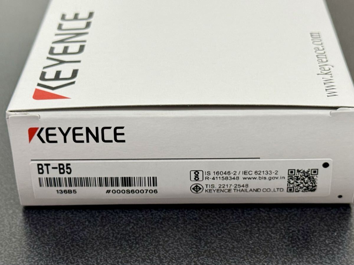 Keyence BT-W350 2 Units Handheld Terminal with BT-WUC8U Charger and BT-B5 Battery [t1243671825]