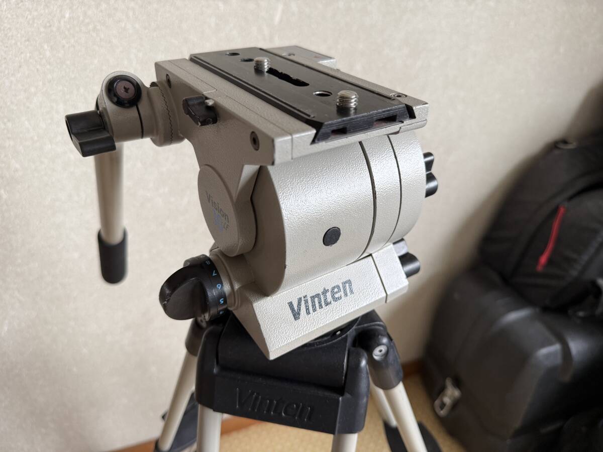 Vinten Vision 10 LF Tripod with Accessories [m1243755615]