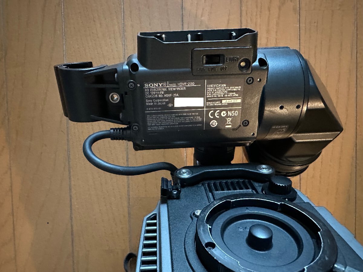 Sony HXC-100 HD Camera with HDVF-200 Viewfinder [g1244144257]