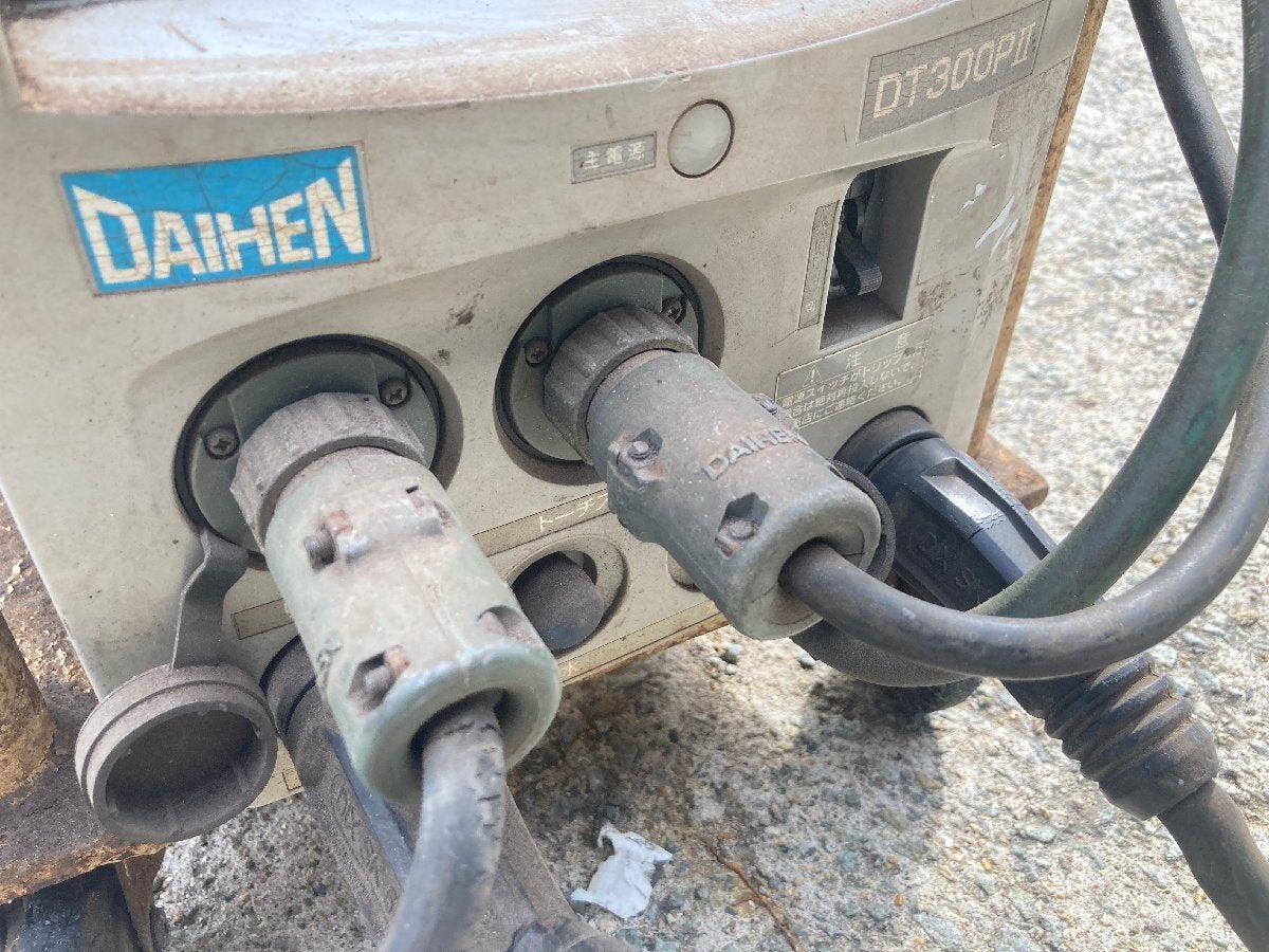 Daihen DT-300P(S-2) TIG Welder Inverter Digital 2008 3-Phase 200V [s1244289911]
