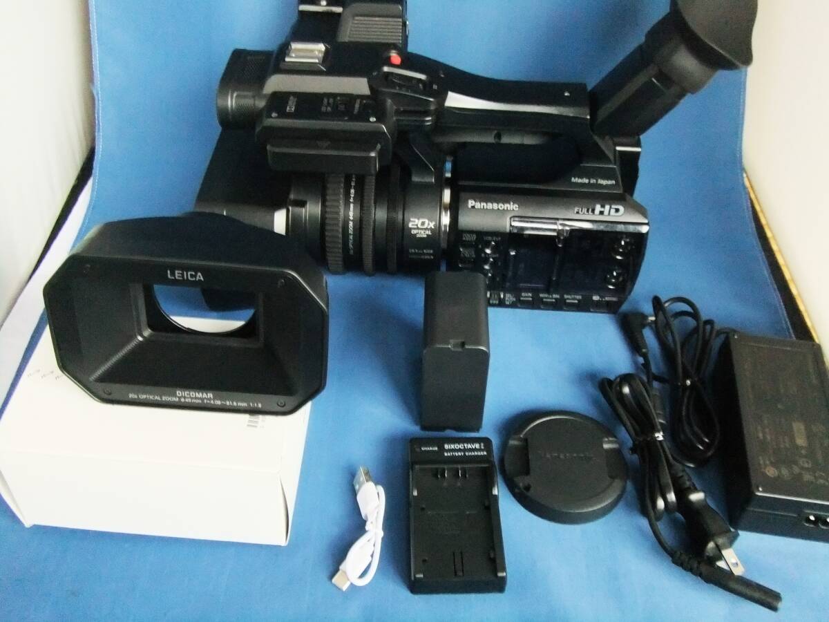 Panasonic AG-AC30 Professional Camera with Charger and Battery [g1244472348]